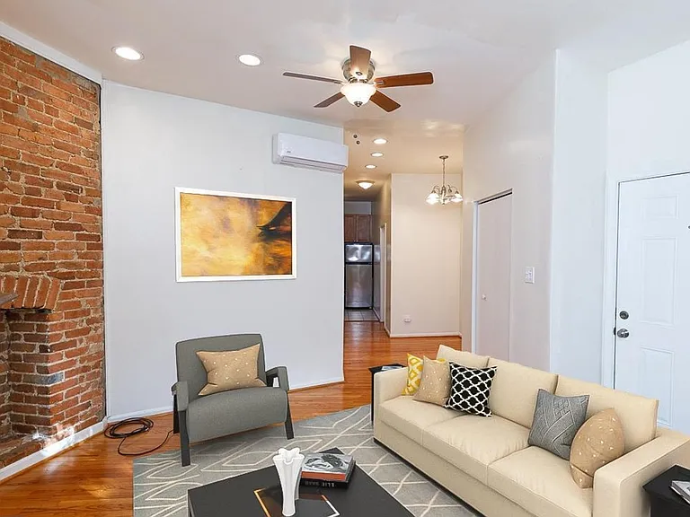 1434 Potomac Ave SE #4 — Photo 3