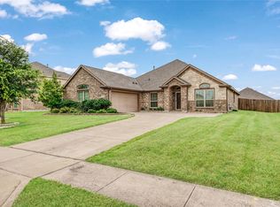 1114 Daventry Dr, Glenn Heights, TX 75154