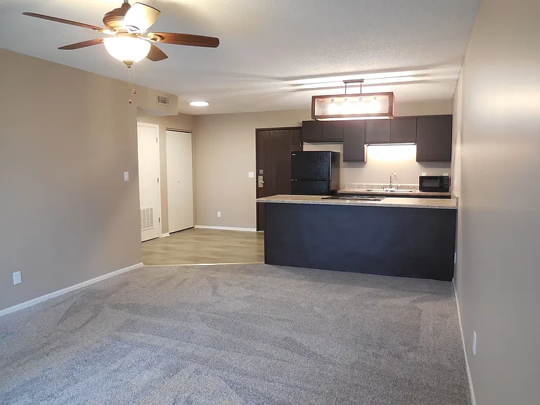cpa - College Park Apartments — Photo 6