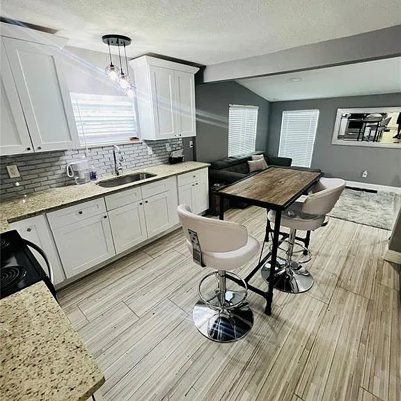 7301 N Dixon Ave #B — Photo 9