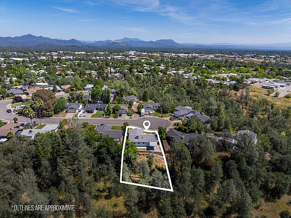 3rd image of 822 Monarch Ct