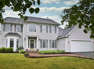 6 Tenbury Way, Fairport, NY 14450