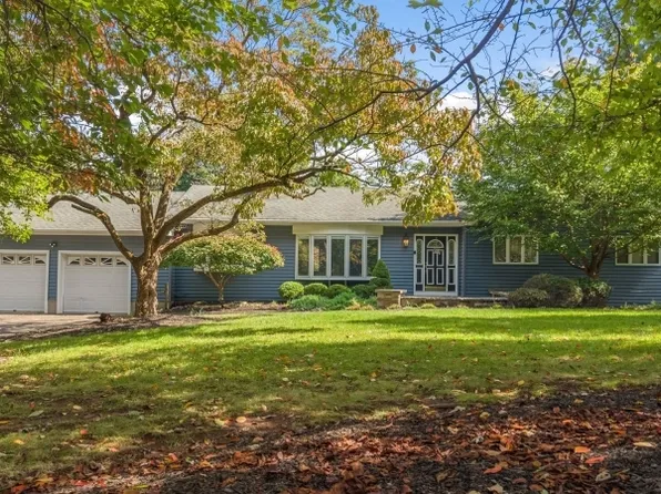 25 Starview Dr, Hillsborough Twp., NJ 08844