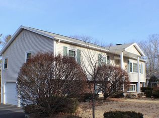 5 Pitman Dr, Reading, MA 01867