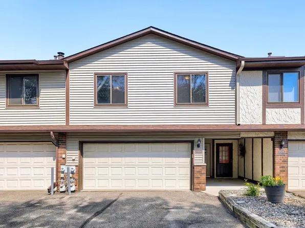7608 Maplebrook Pkwy N, Brooklyn Park, MN 55445