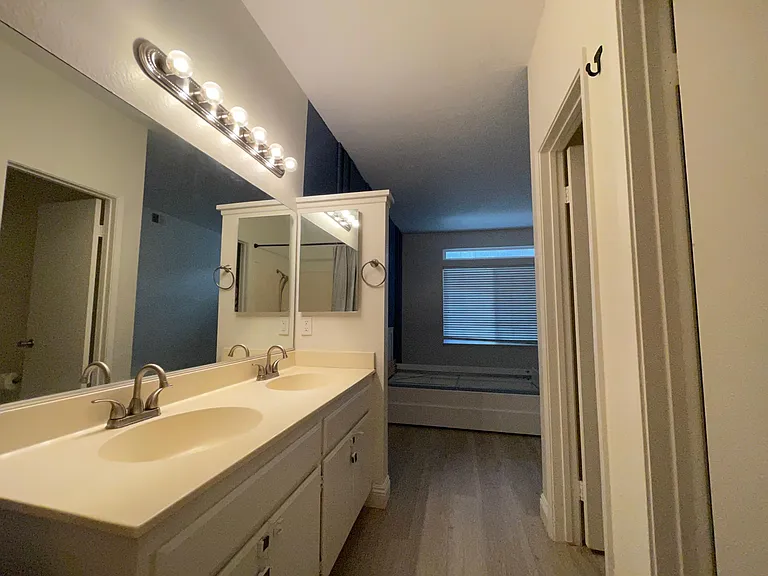 74 Castano — Photo 9