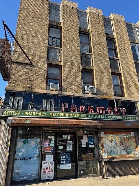1st image of 1901 Avenue M