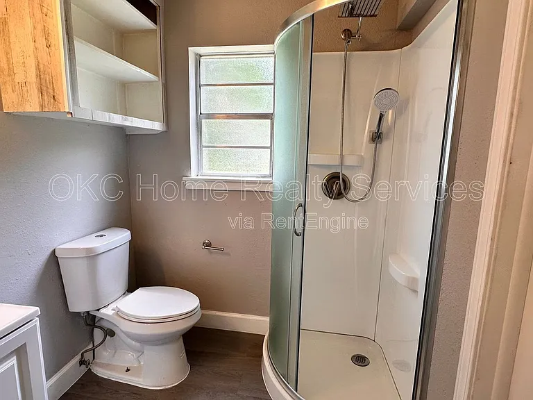1617 N Christine Dr — Photo 18