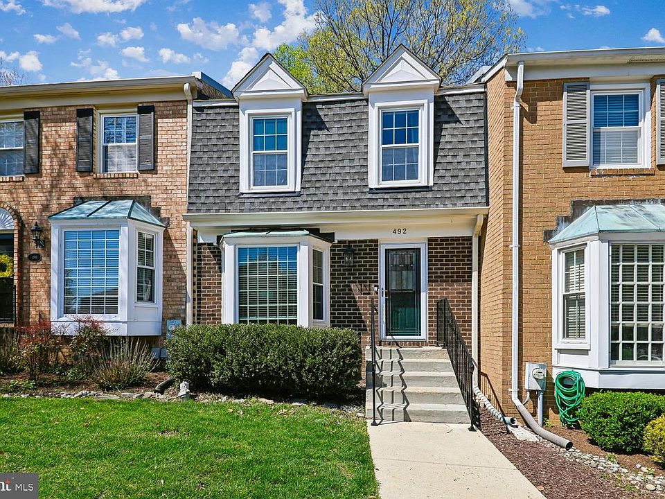 1st image of 492 Colonial Ridge Ln