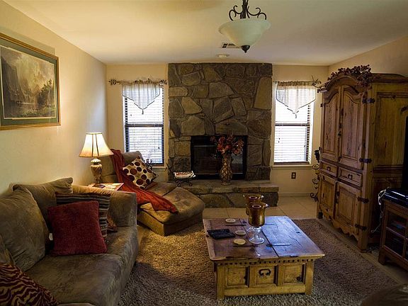 5th image of 2316 NE Kingsbriar Dr