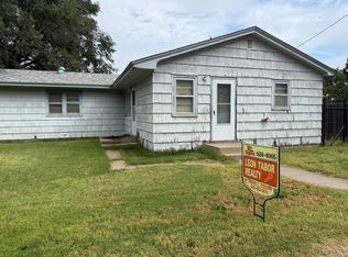 617 Eisenhower St, Liberal, KS 67901