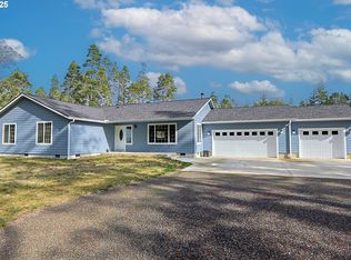 58625 Seven Devils Rd, Bandon, OR 97411