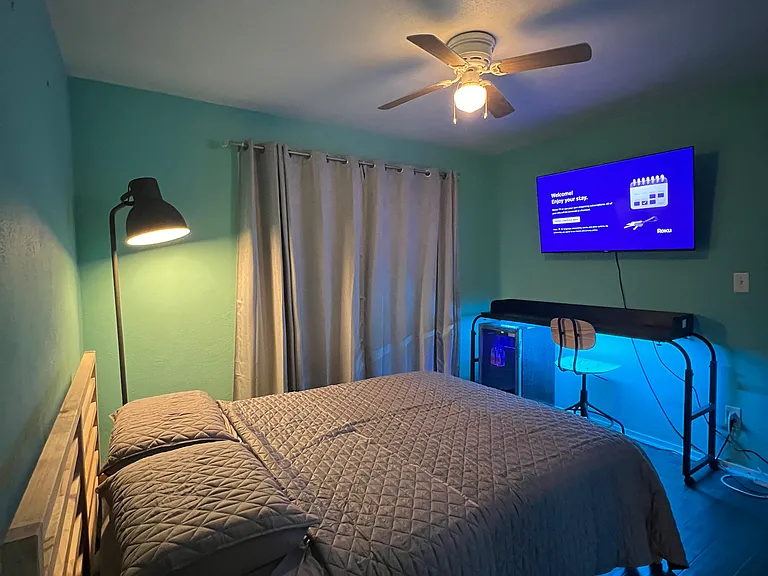 77 N Palmway Ave #1 — Photo 1