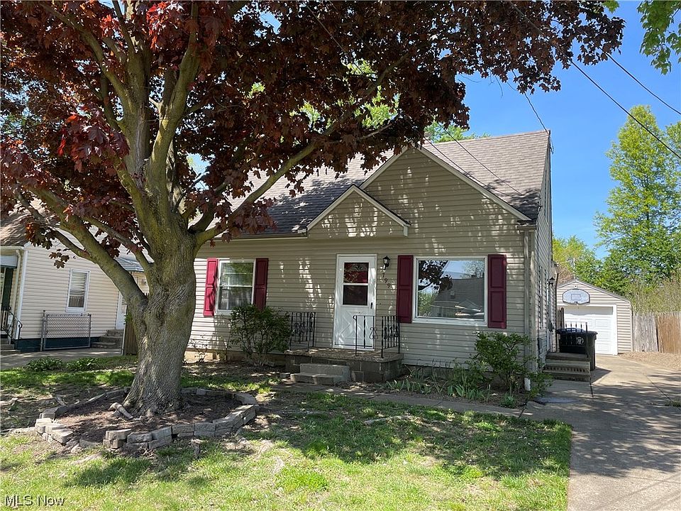 1st image of 799 E Archwood Ave
