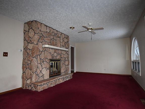 3rd image of 503 Lake St NW