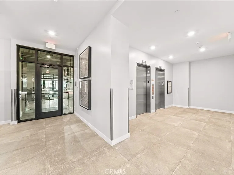 2510 Rivington — Photo 3