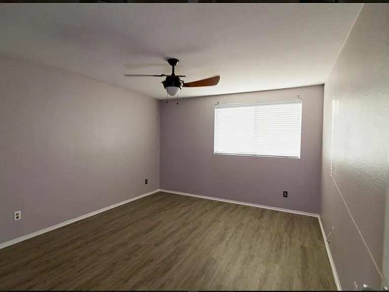 24686 Golfview Dr — Photo 21