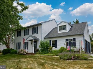 611 Green Valley Rd, York, PA 17403