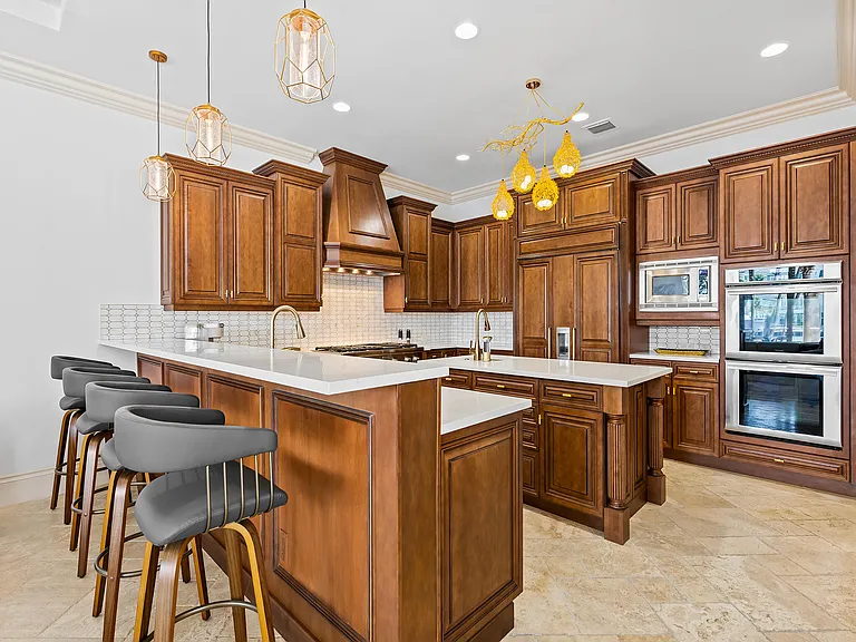 639 Middle River Dr — Photo 29