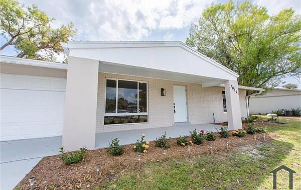 1st image of 20191 Gladstone Ave