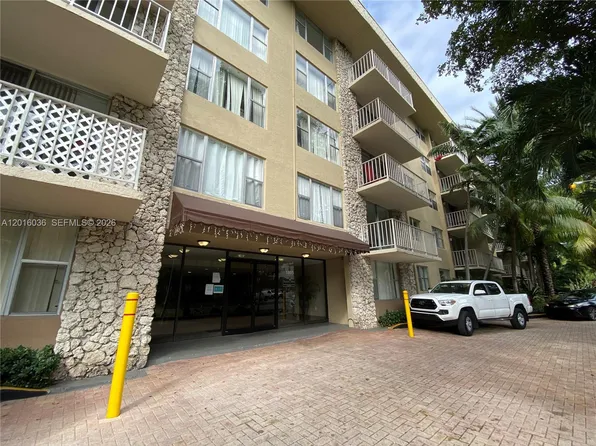 1805 Sans Souci Blvd, North Miami, FL