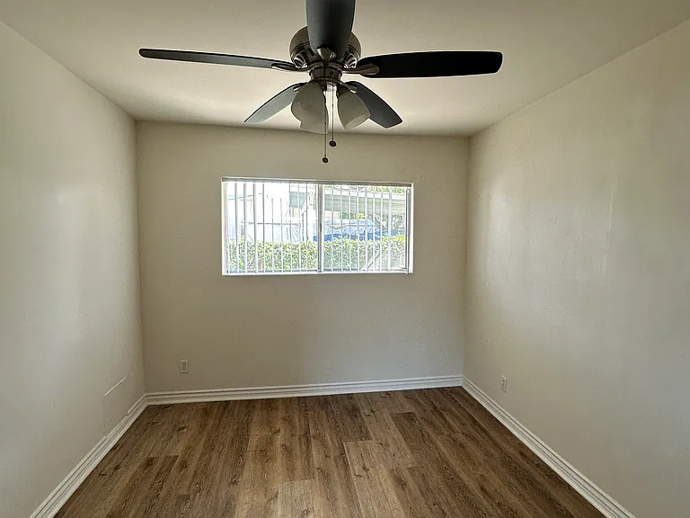 4000 Sequoia St — Photo 12