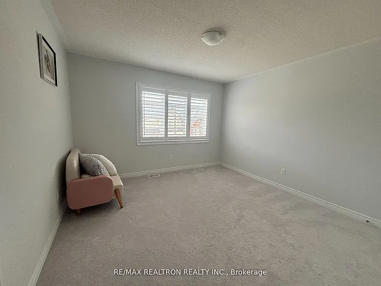 11 Father Muckle Ave — Photo 33