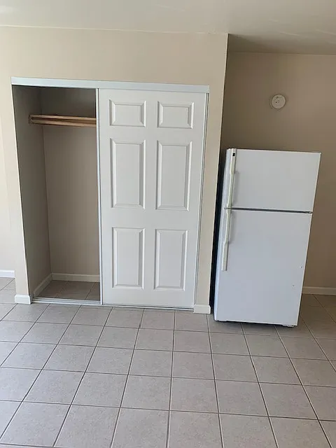 Studio, 375 sqft, $1,750 — Photo 2