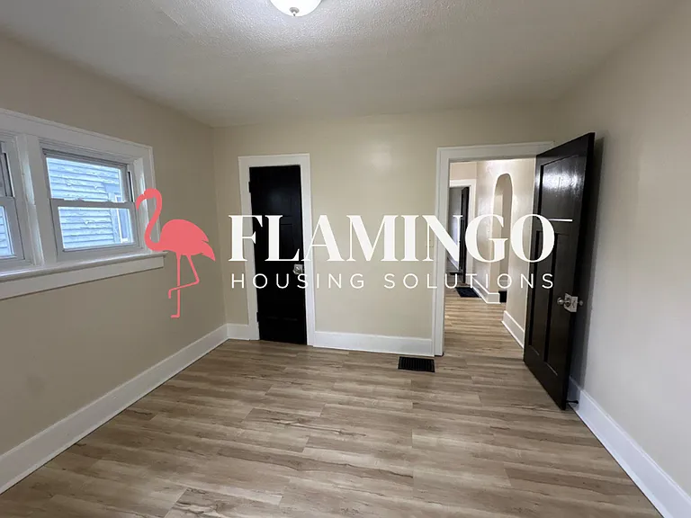 329 Westwood Ave — Photo 9