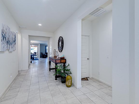 4th image of 39977 W Brandt Dr