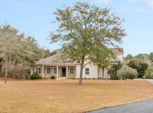 2864 Clayton Rd, Chipley, FL 32428