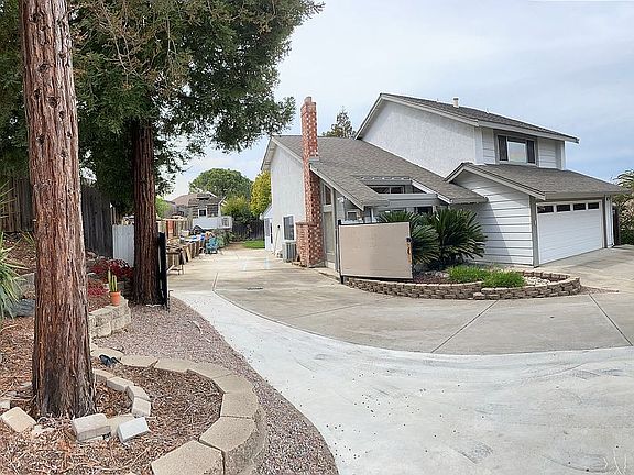 Front to side driveway 