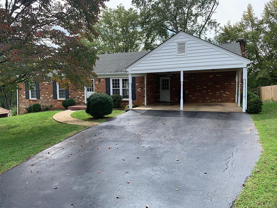 1st image of 105 Buckingham Dr