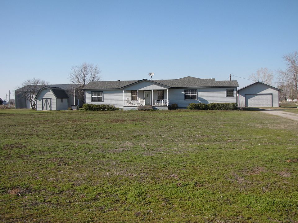 big front lawn