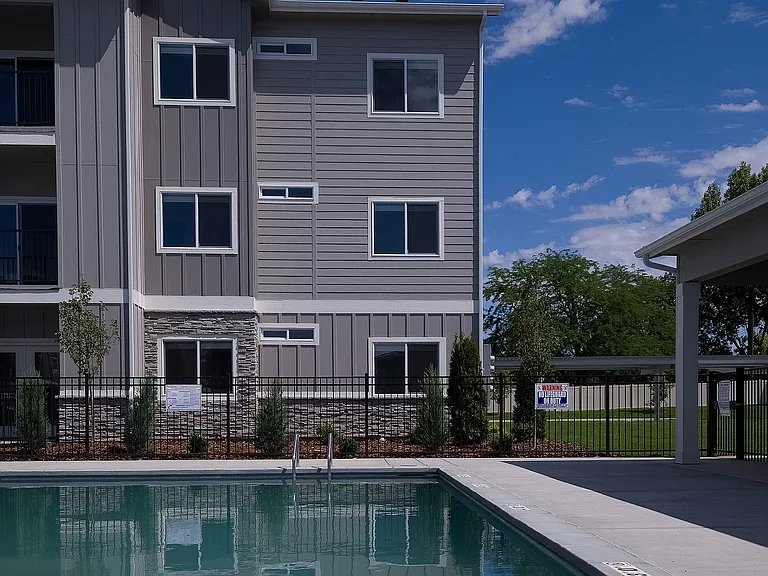 The Hawthorne Luxury Apartments