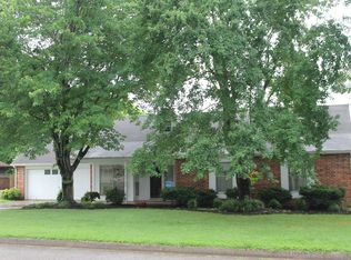 1202 W Geneva St, Cave Springs, AR 72758