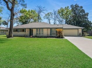 515 Northwood Dr, Conroe, TX 77303