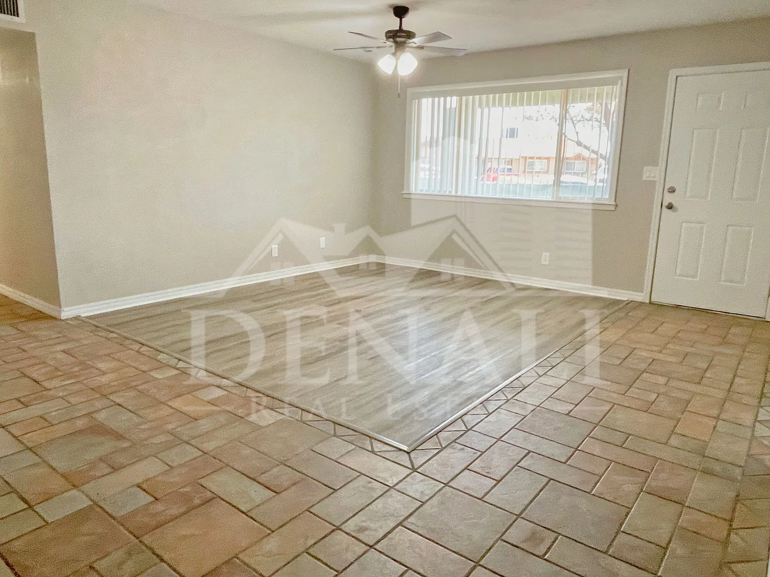 4 bed, 2.0 bath, 2070 sqft, $2,295 — Photo 3