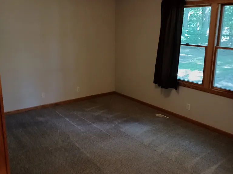 16137 Robbins Rd — Photo 8