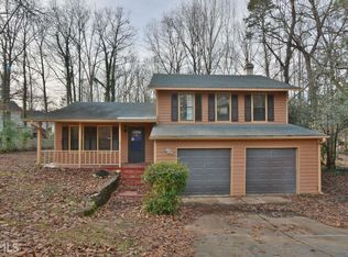 5206 Walker Rd, Stone Mountain, GA 30088