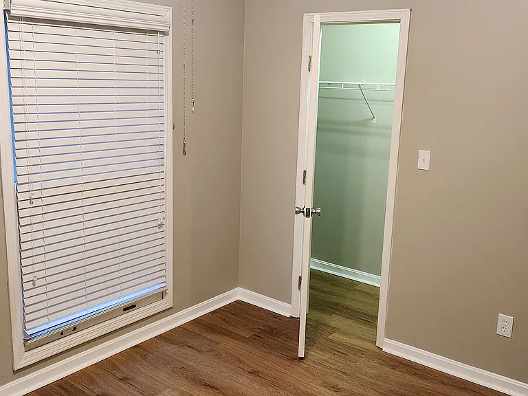 4108 Saratoga Woods Dr — Photo 17