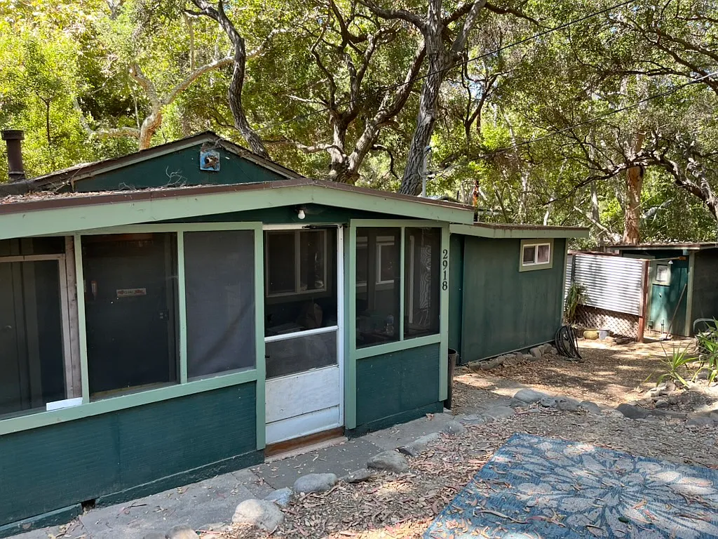 2 bed, 950 sqft, $3,800 — Photo 1