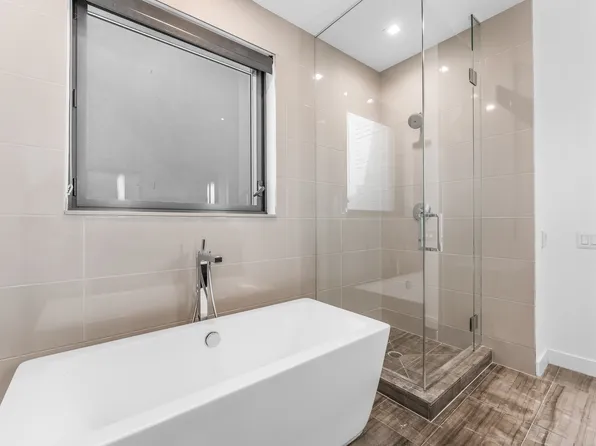 148 1st Street image 123 of 204