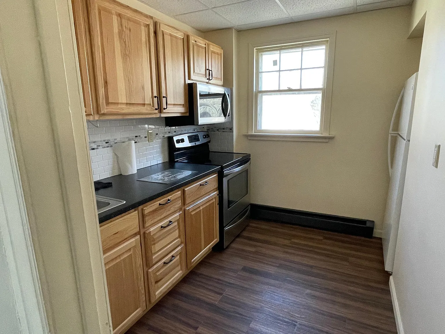 2 bed, 585 sqft, $1,500 — Photo 2