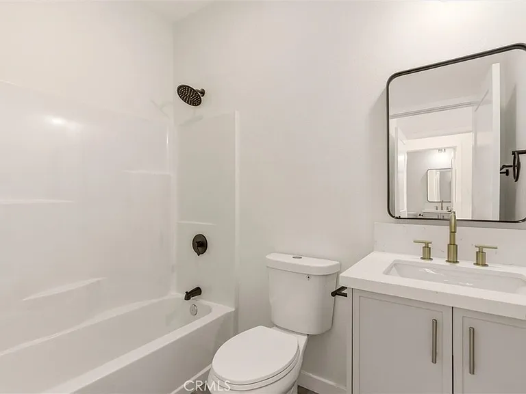 2155 Euclid Ave #B — Photo 12