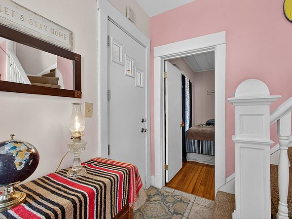3rd image of 2118 W 16th St