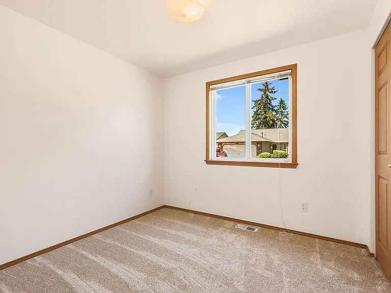 5106 68th Ave NE — Photo 13