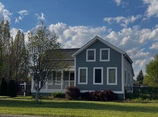 13209 E Thirteen Mile Rd, Warren, MI 48088