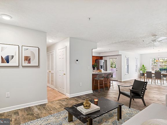 2nd image of 633 Admiral Dr Unit 106