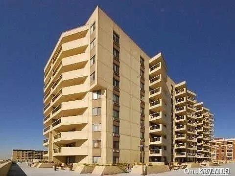 360 Shore Rd #7B